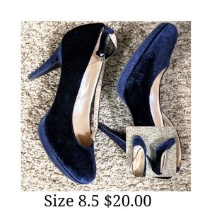 Blue velvet navy high heels